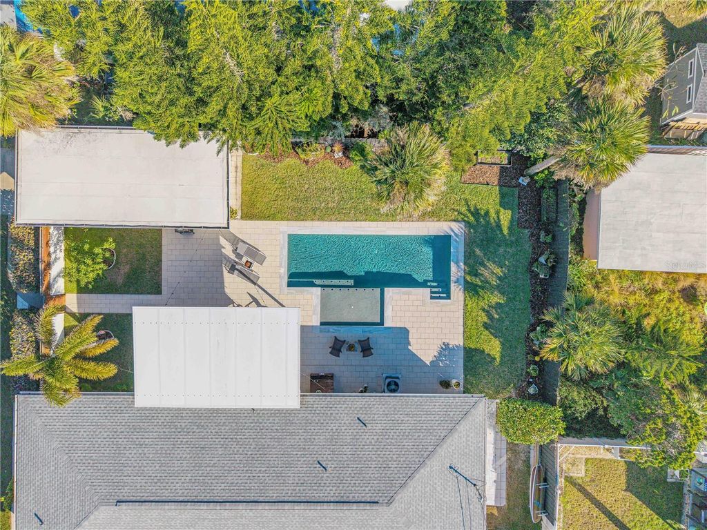 Photo of 905 N Peninsula Avenue, New Smyrna Beach, FL 32169 (MLS # NS1086915)