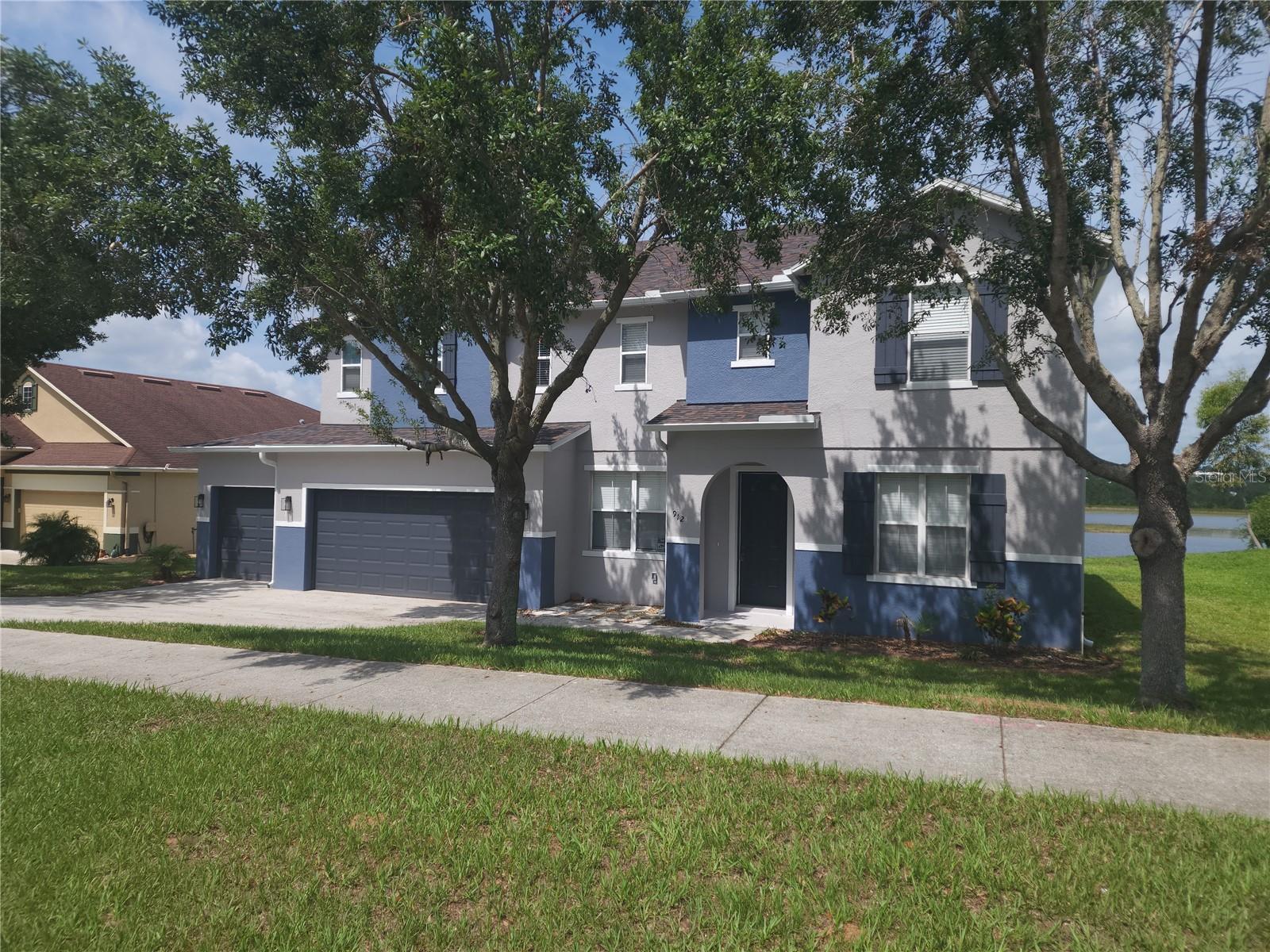 912 N JACKS LAKE ROAD