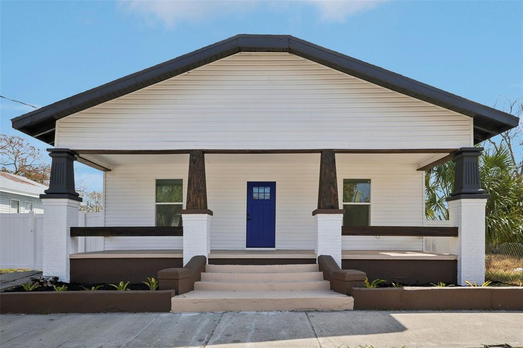 Photo of 3015 Sanchez Street, Tampa, FL 33605 (MLS # TB8476804)