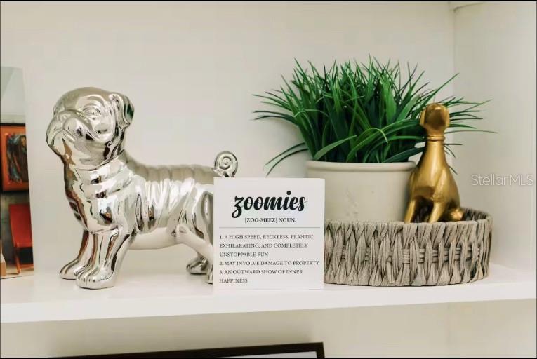 SUBURB ROYAL - Residential Lease