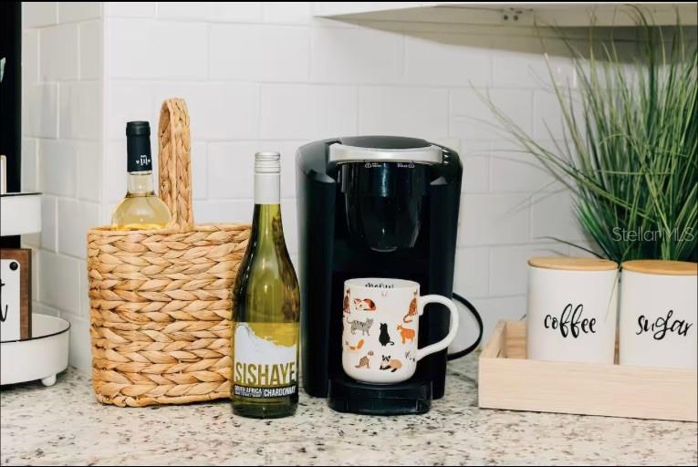 SUBURB ROYAL - Residential Lease