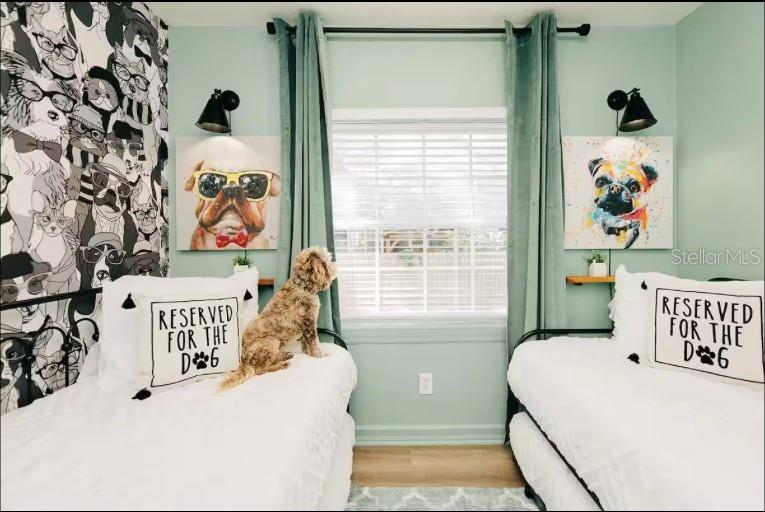 SUBURB ROYAL - Residential Lease