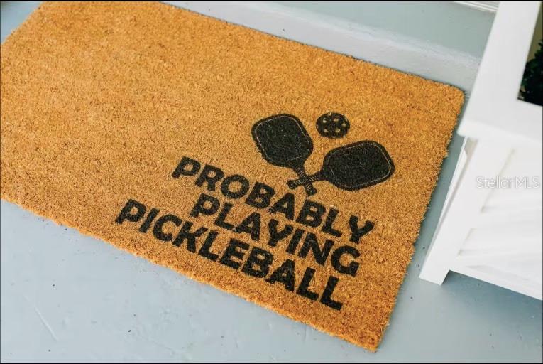 SUBURB ROYAL - Residential Lease