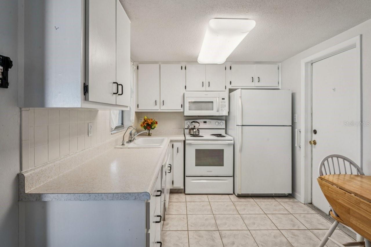 JASMINE LAKES - Residential