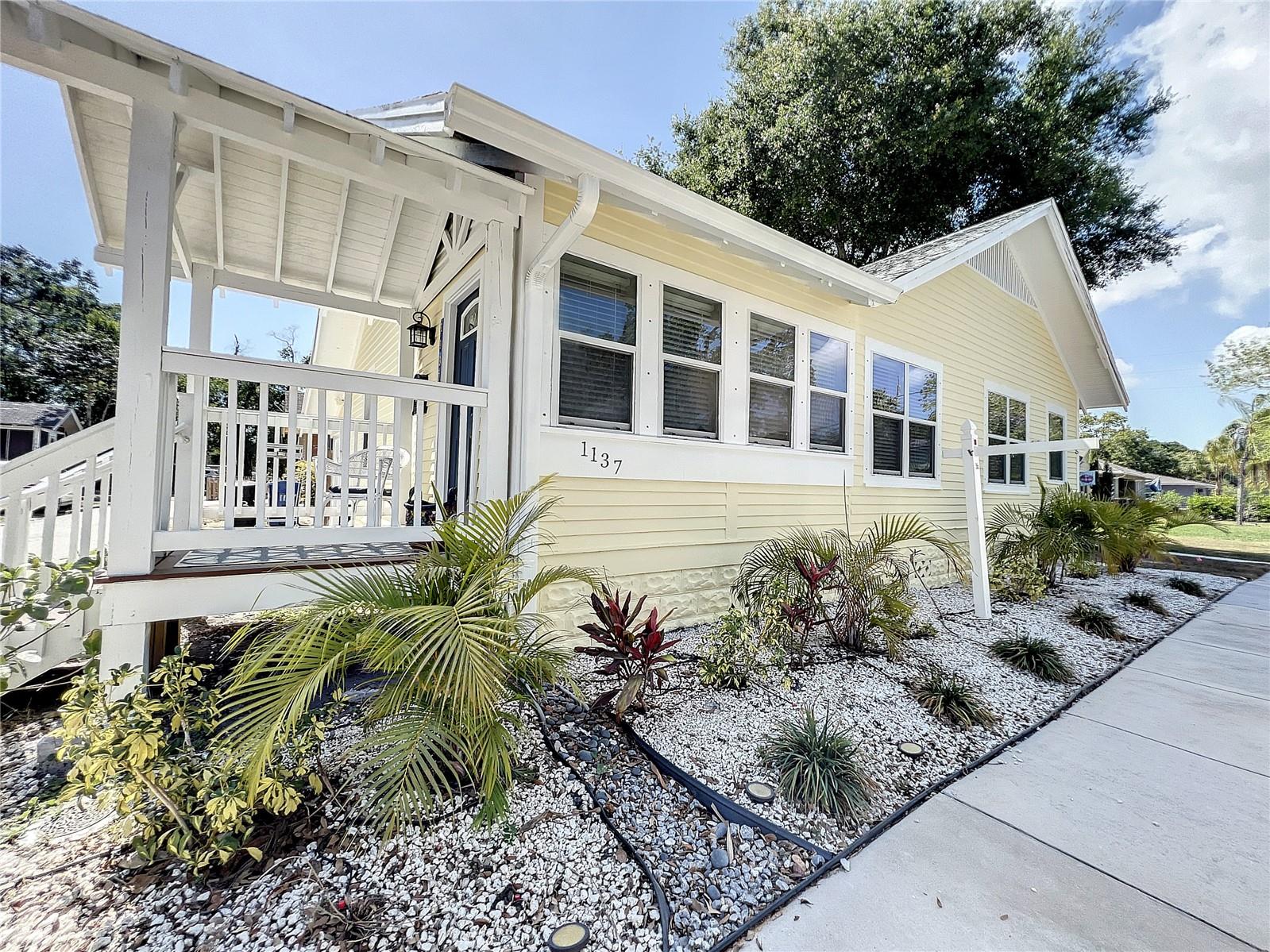 The Dali House is located where Roser Park Historic Park meets the new Innovative District. Furnished or Unfurnished. 3+ Bedroom & 2 Full Baths plus Entry OFFICE and GARAGE, LARGE WASHER and DRYER. Open floor plan. Nearby eBIKES and eSCOOTERS, the LOOP and Buses are available nearby. GOLF CARTS allowed. At the end of community is the WATERFRONT and BOAT CLUB. Close to DALI MUSEUM, STADIUM, Tampa Bay Rowdies, Chihuly Collection, Albert Whitted Airport, Harborage MARINA, The Hangar Flight Restaurant and Lounge, and Rec Center, Pool and Tennis. FREE PARKING in front of home and on the street. Enjoy the beautiful walk down Ingleside and Roser Park. Min is one month rental.
