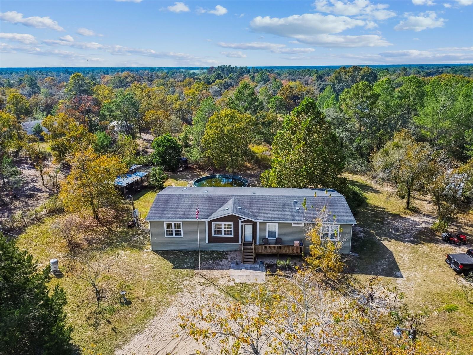 ROYAL HILLS - Residential