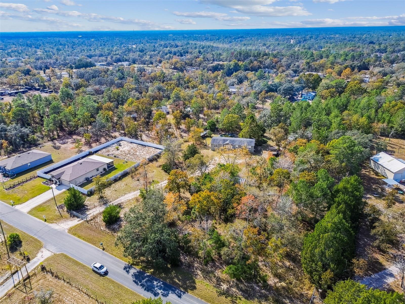 ROYAL HILLS - Residential