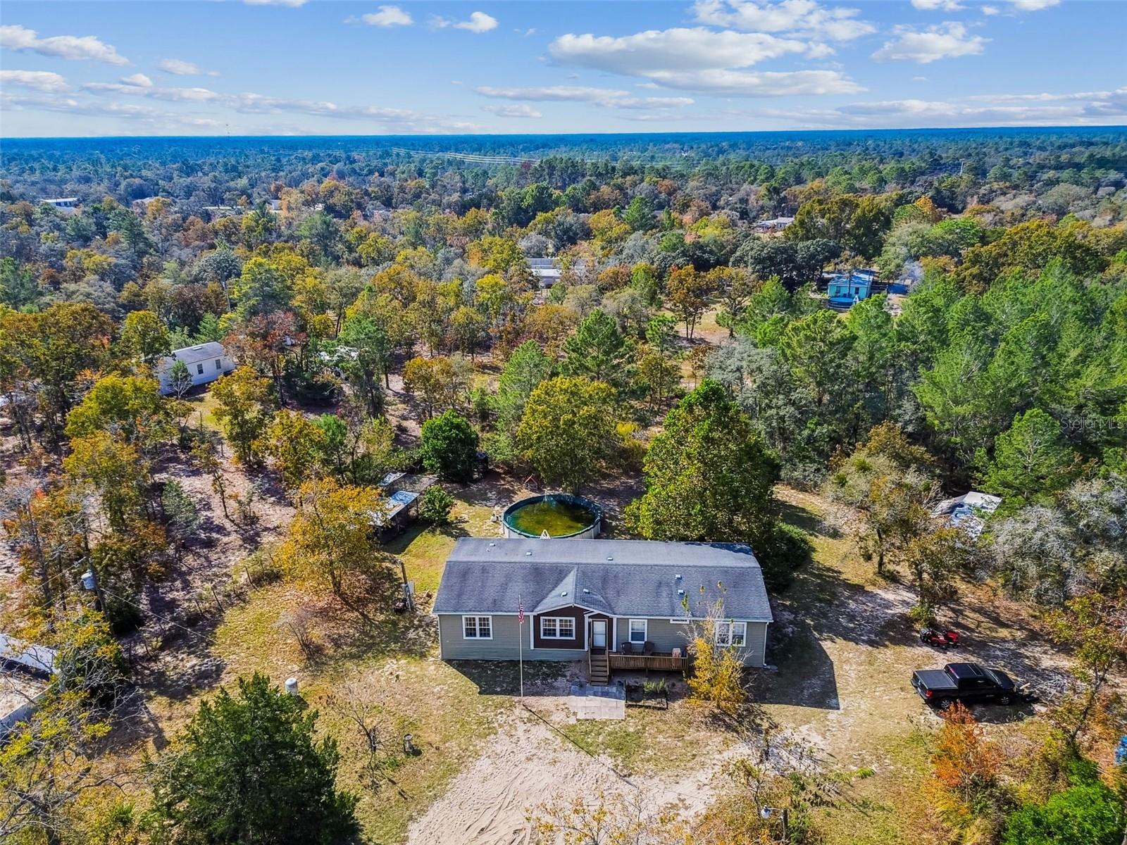 ROYAL HILLS - Residential