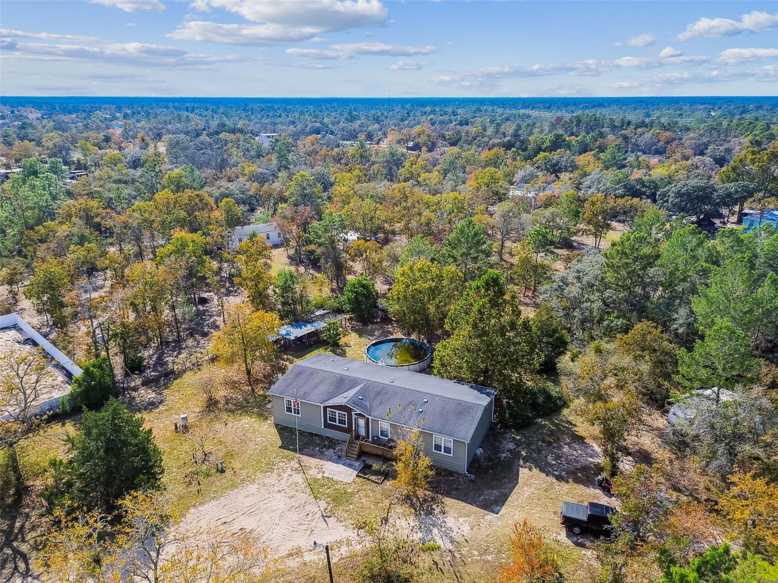 ROYAL HILLS - Residential