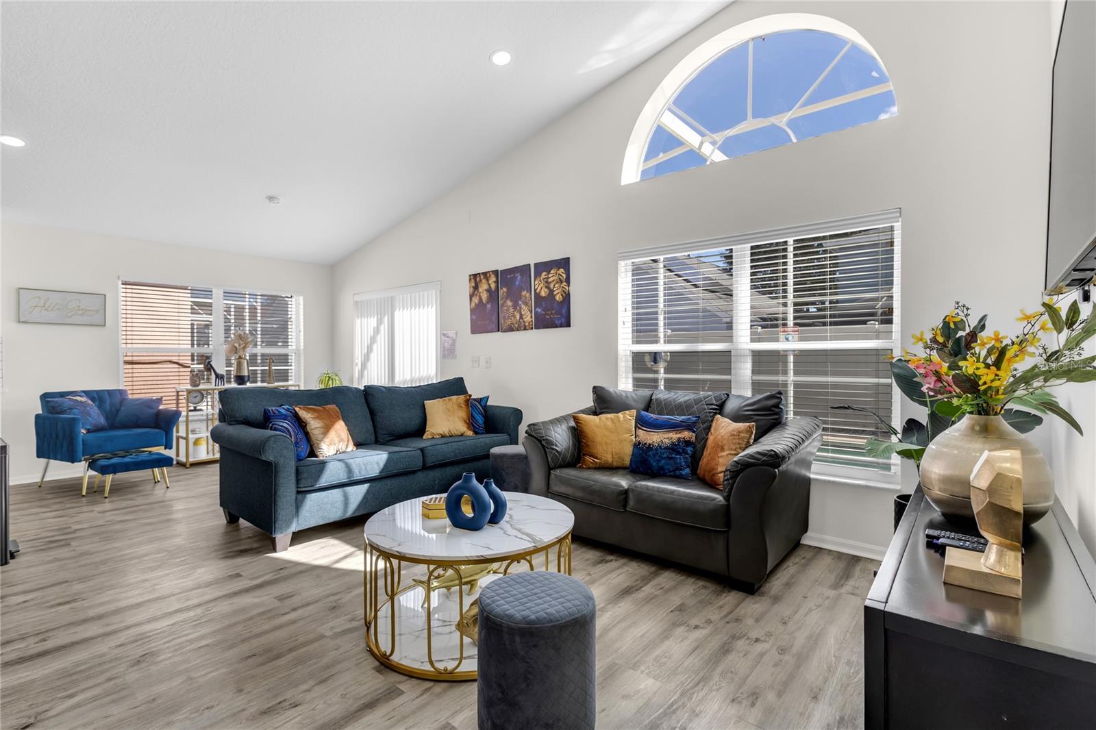 BRIDGEWATER CROSSING PH 01 - Residential