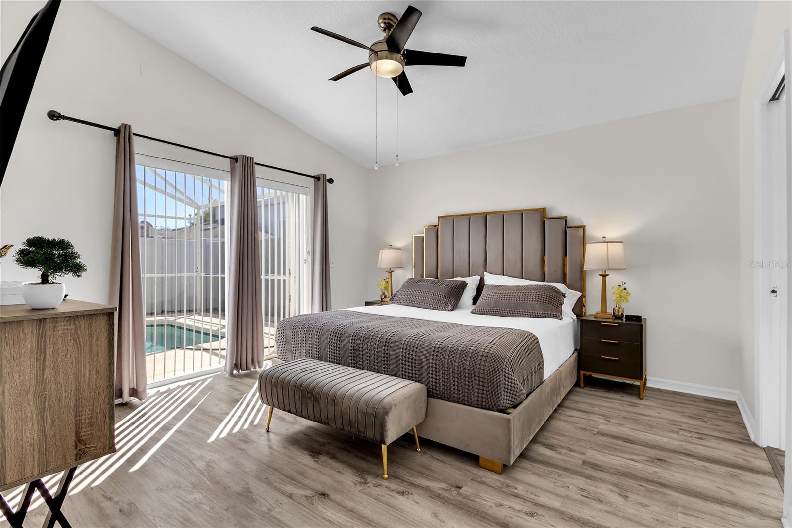 BRIDGEWATER CROSSING PH 01 - Residential