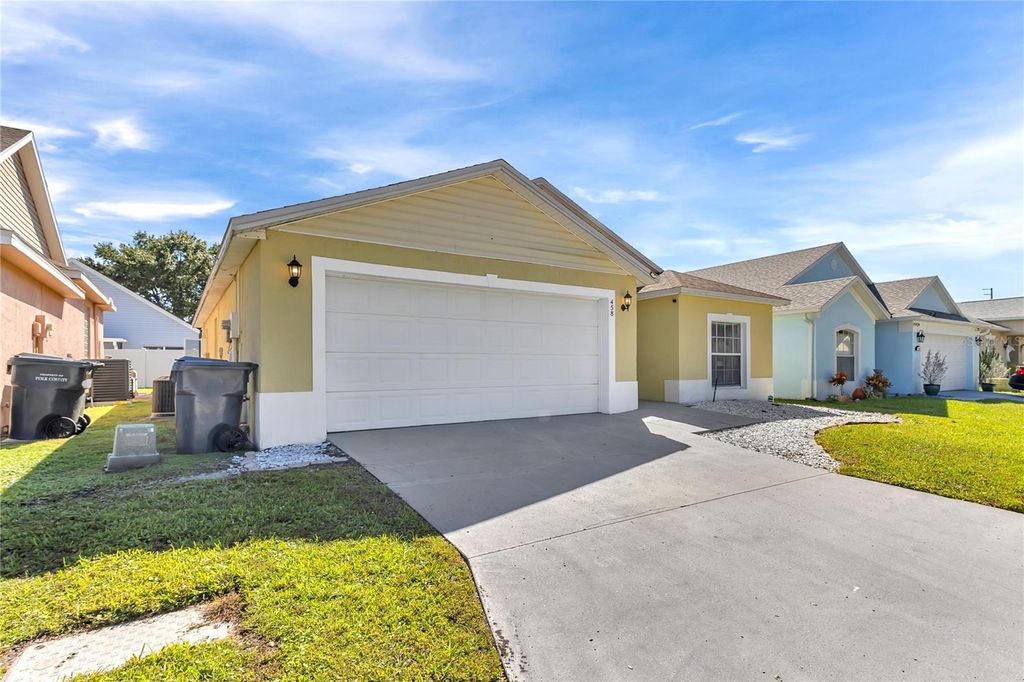 Photo of 458 Hollingshead Loop, Davenport, FL 33896 (MLS # O6355670)