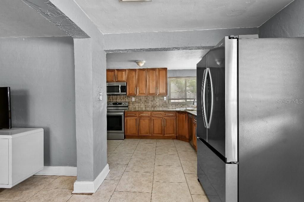 Photo of 2026 Cocoanut Avenue, Sarasota, FL 34234 (MLS # TB8381171)
