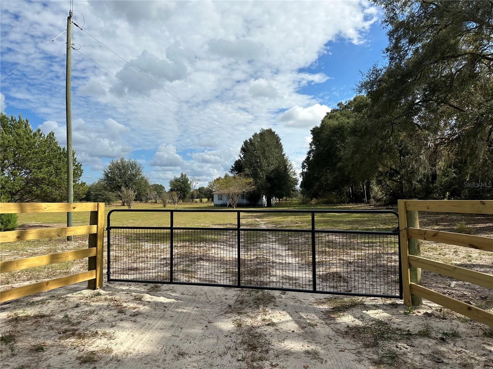 HIGH SPRINGS - Residential