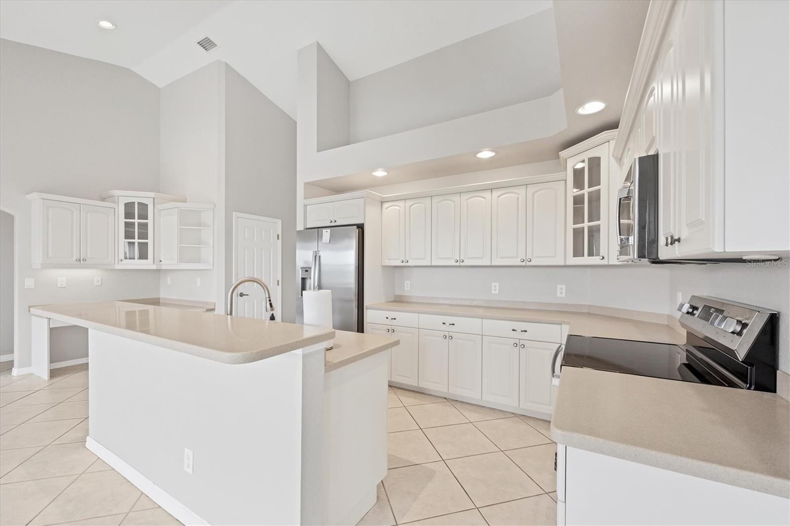 ROTONDA WEST WHITE MARSH - Residential