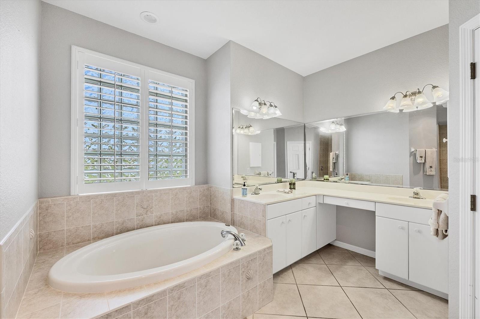 ROTONDA WEST WHITE MARSH - Residential