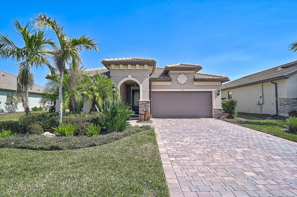 Photo of 7347 Chester Trail, Bradenton, FL 34202 (MLS # A4684467)