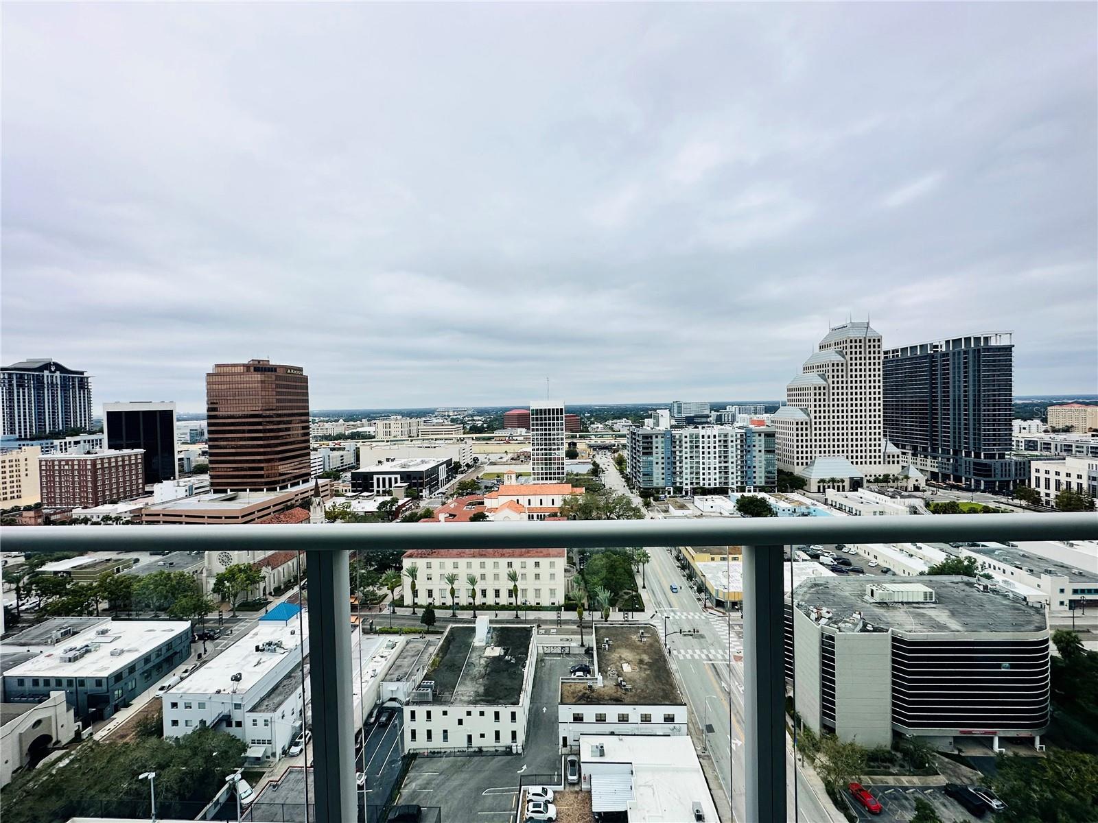 VUE/LK EOLA - Residential Lease
