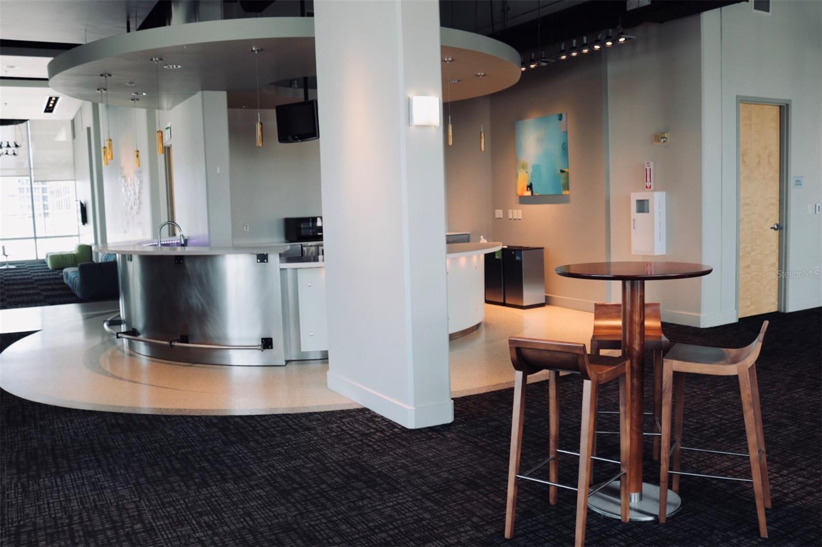 VUE/LK EOLA - Residential Lease