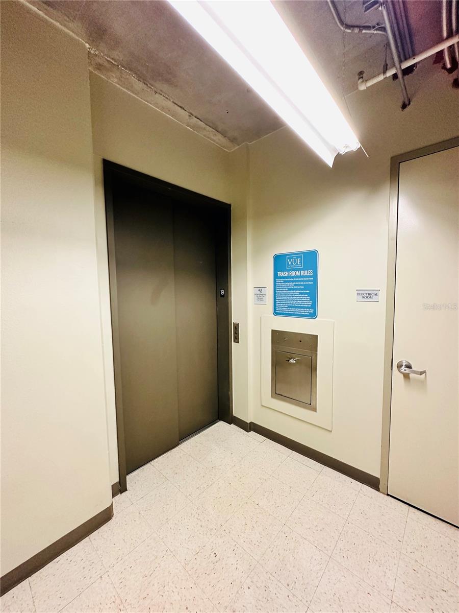 VUE/LK EOLA - Residential Lease