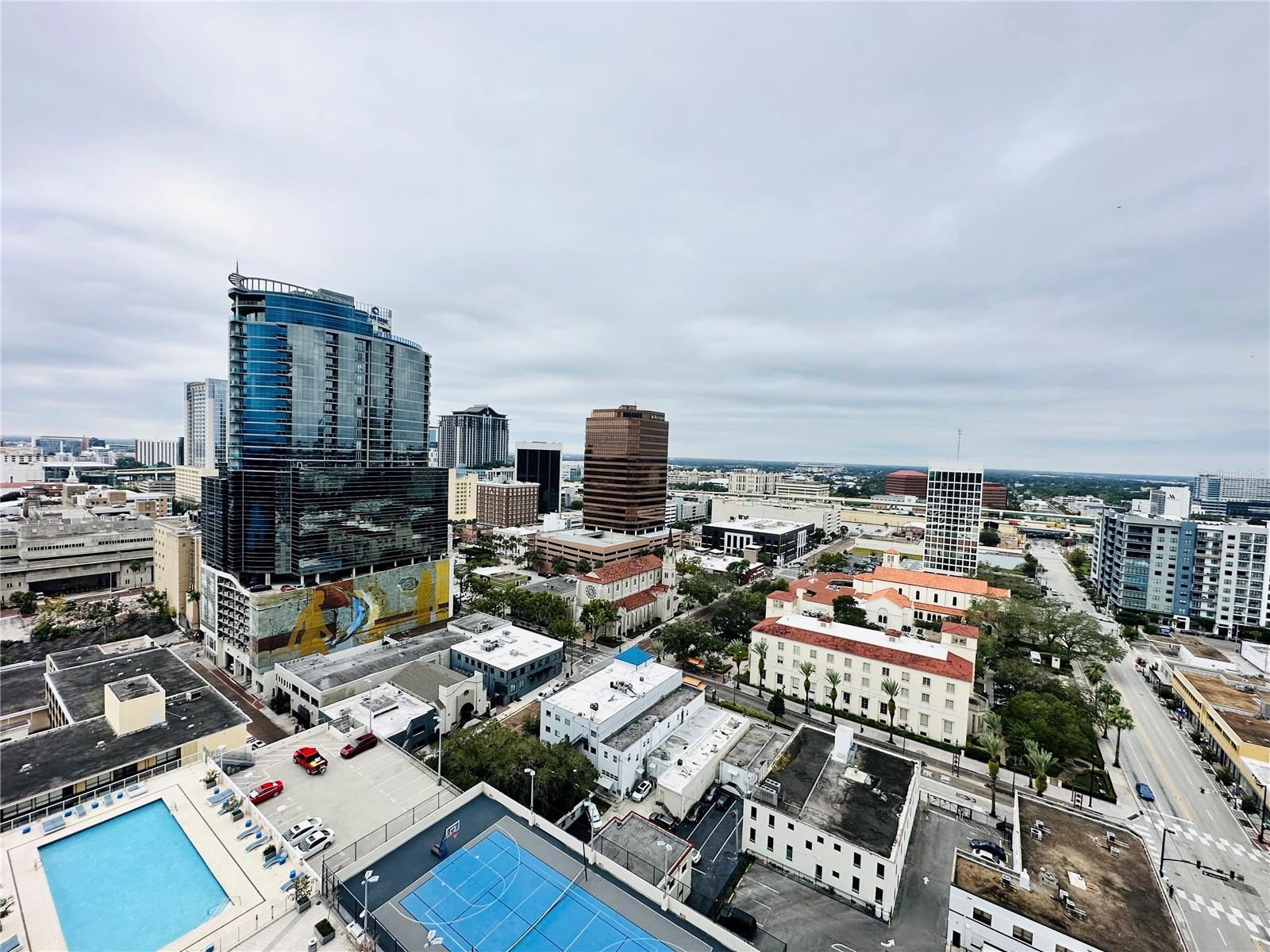 VUE/LK EOLA - Residential Lease
