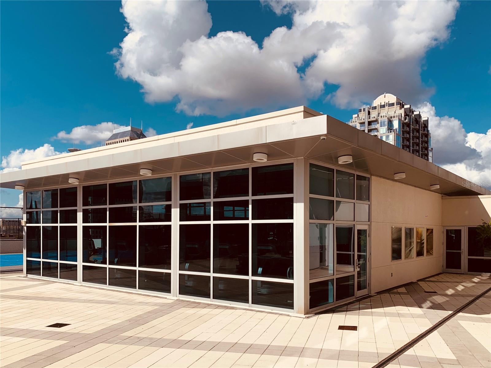 VUE/LK EOLA - Residential Lease