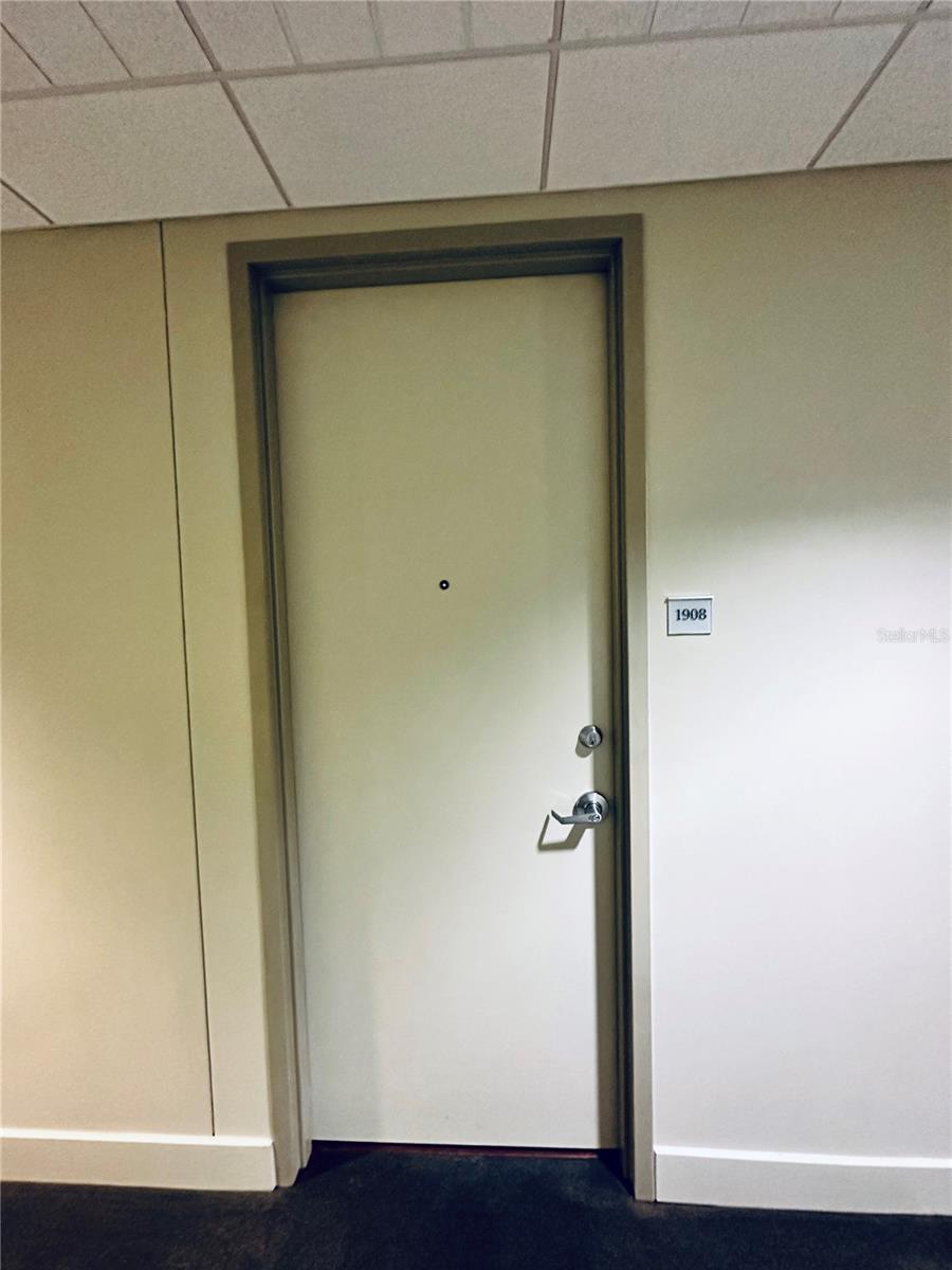 VUE/LK EOLA - Residential Lease