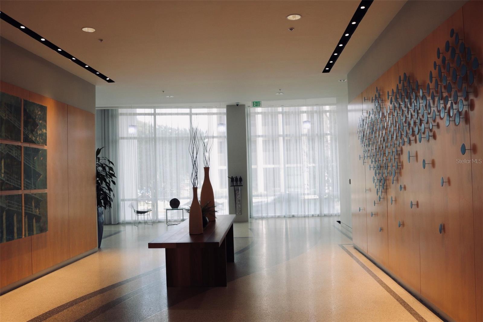 VUE/LK EOLA - Residential Lease