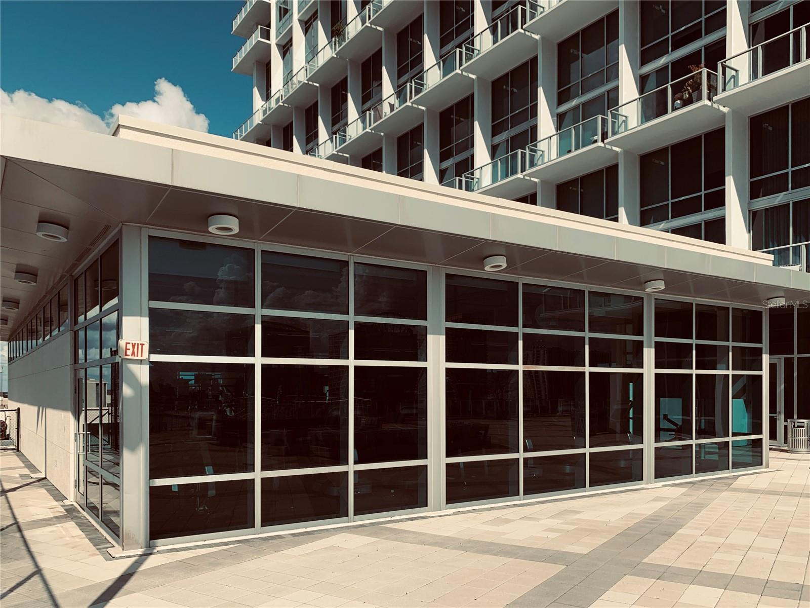 VUE/LK EOLA - Residential Lease