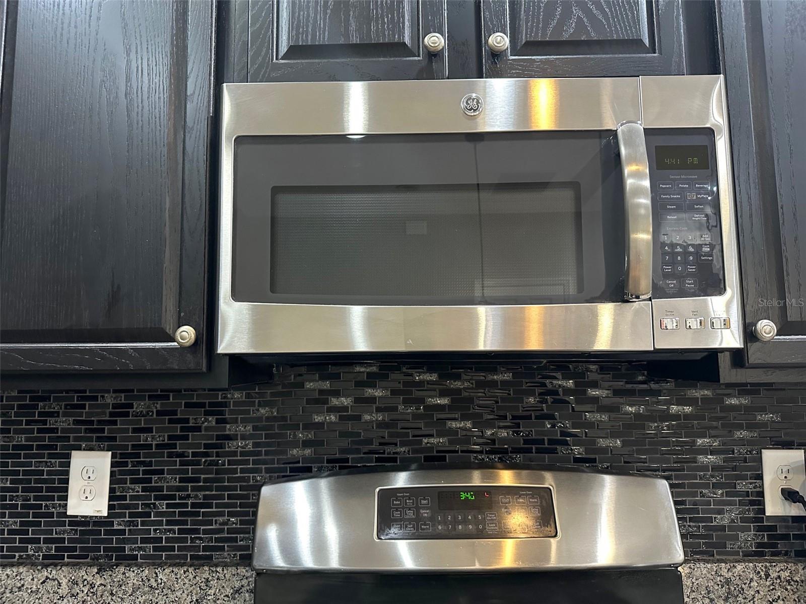 CONNERTON VILLAGE 2 PRCL 211 - Residential Lease