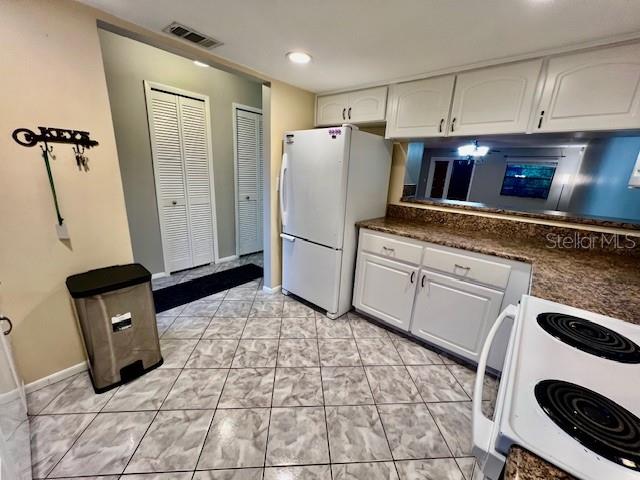 BAYWOOD MEADOWS PH 01 - Residential Lease