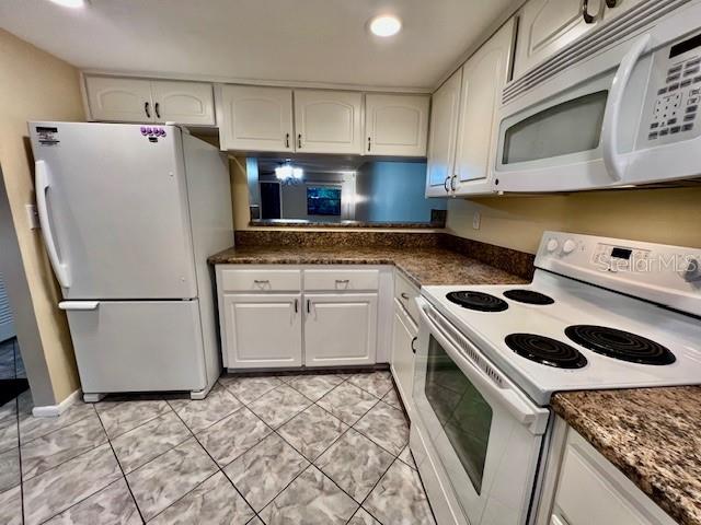 BAYWOOD MEADOWS PH 01 - Residential Lease