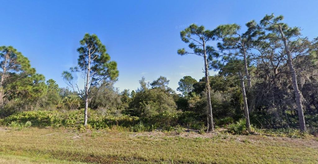 Photo of 1829 Biscayne Drive, Port Charlotte, FL 33953 (MLS # D6146954)