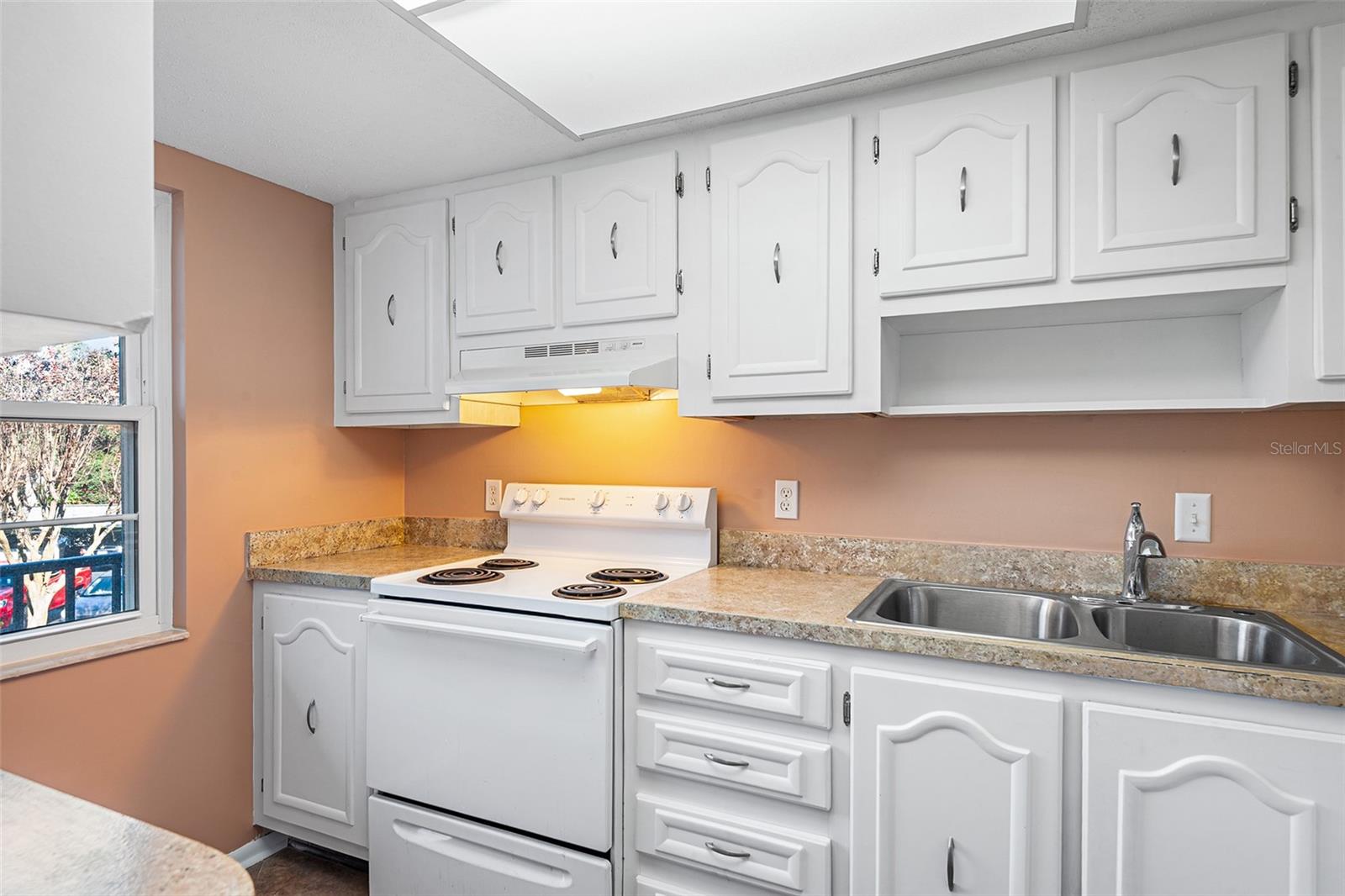 IMPERIAL HARBOURSPHASES 01 & 02 - Residential