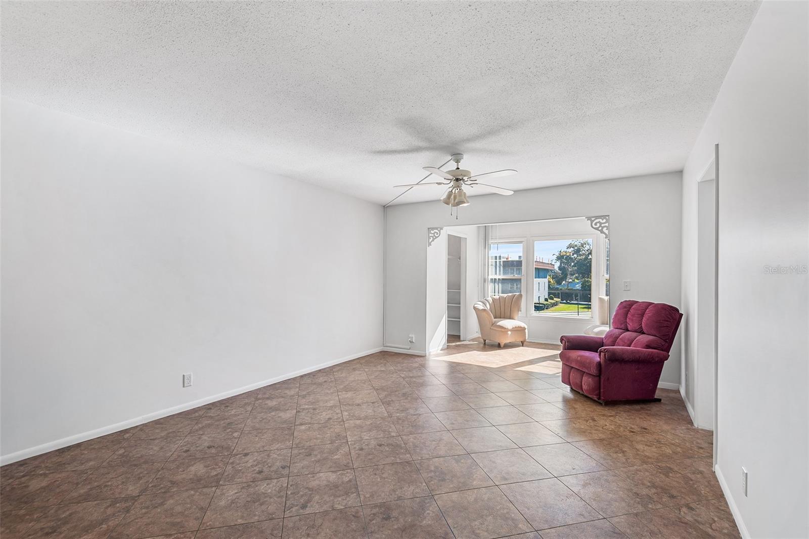 IMPERIAL HARBOURSPHASES 01 & 02 - Residential