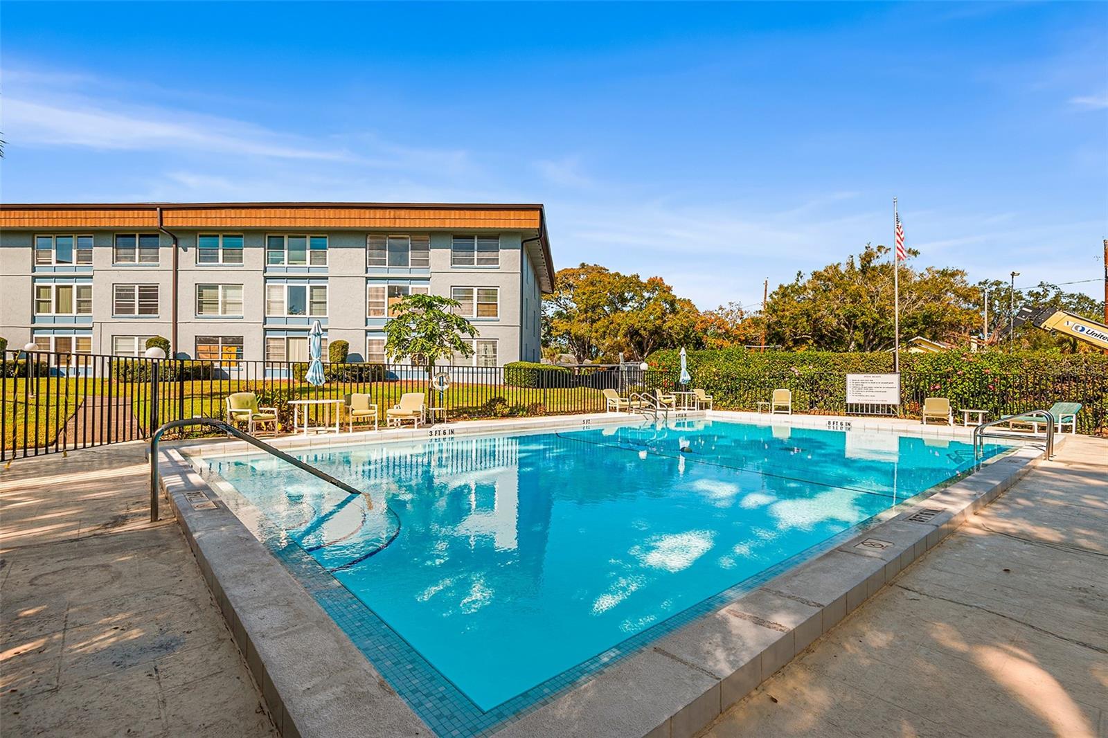 IMPERIAL HARBOURSPHASES 01 & 02 - Residential