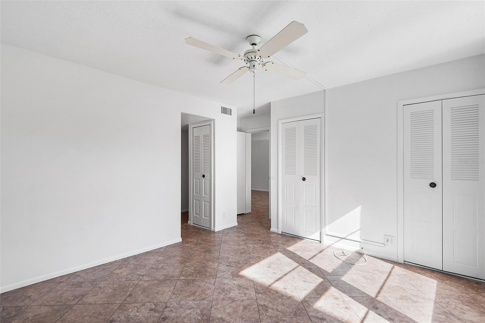 IMPERIAL HARBOURSPHASES 01 & 02 - Residential