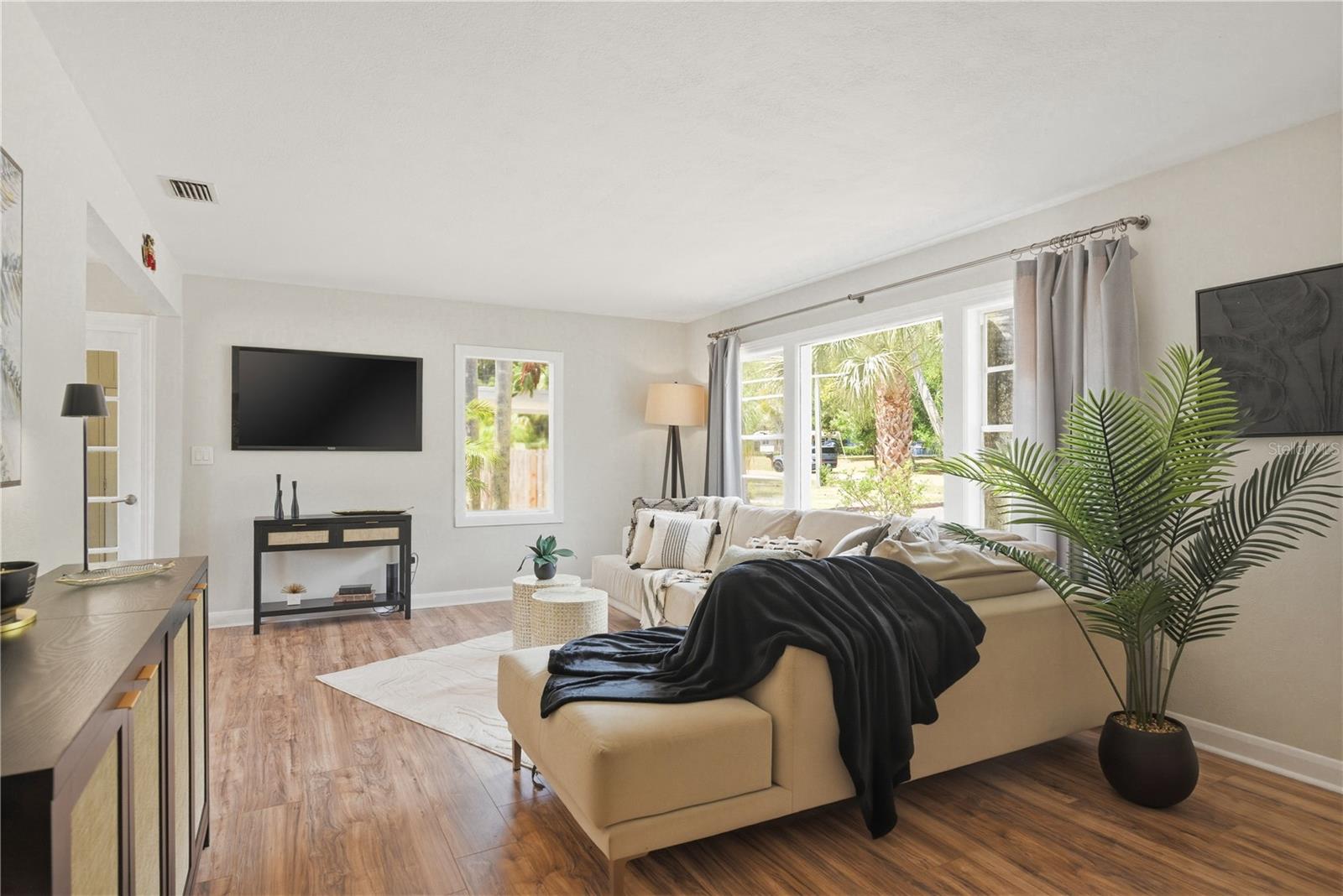 OAK ACRES UNIT 4 - Residential