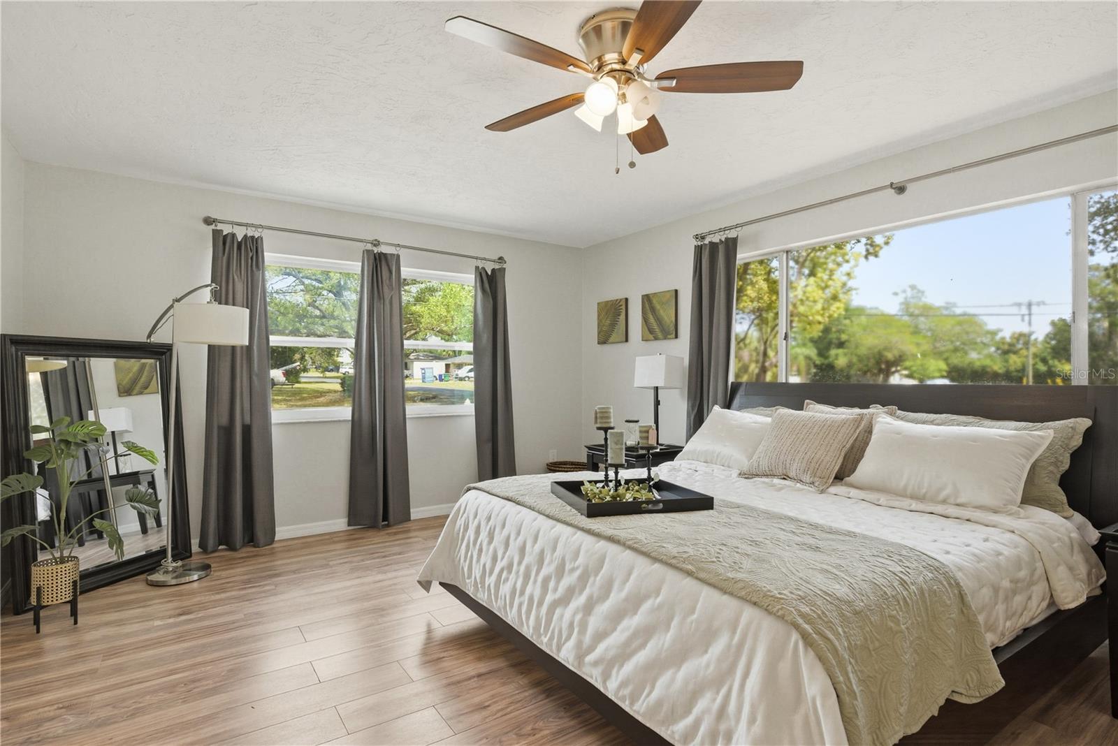 OAK ACRES UNIT 4 - Residential