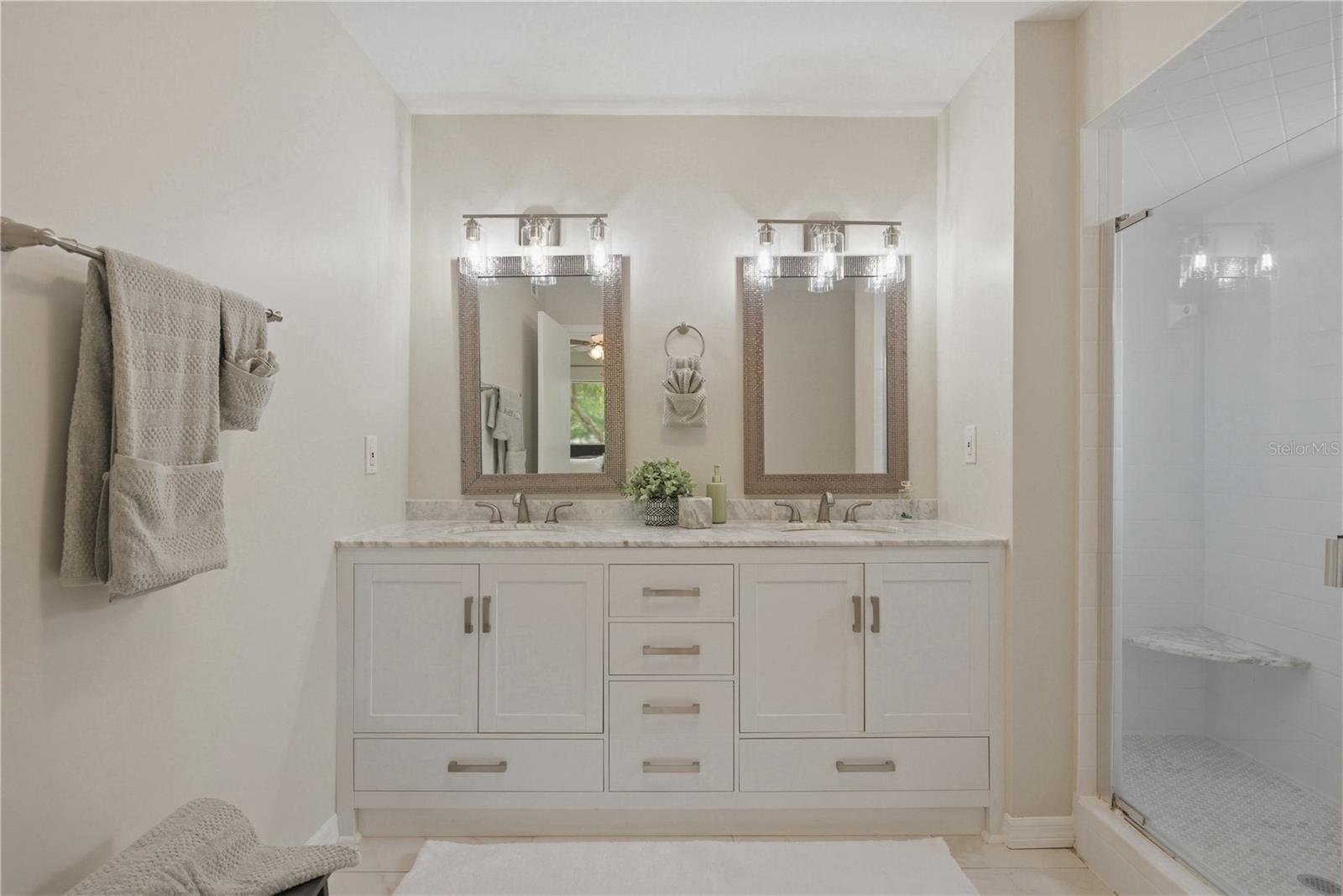 OAK ACRES UNIT 4 - Residential