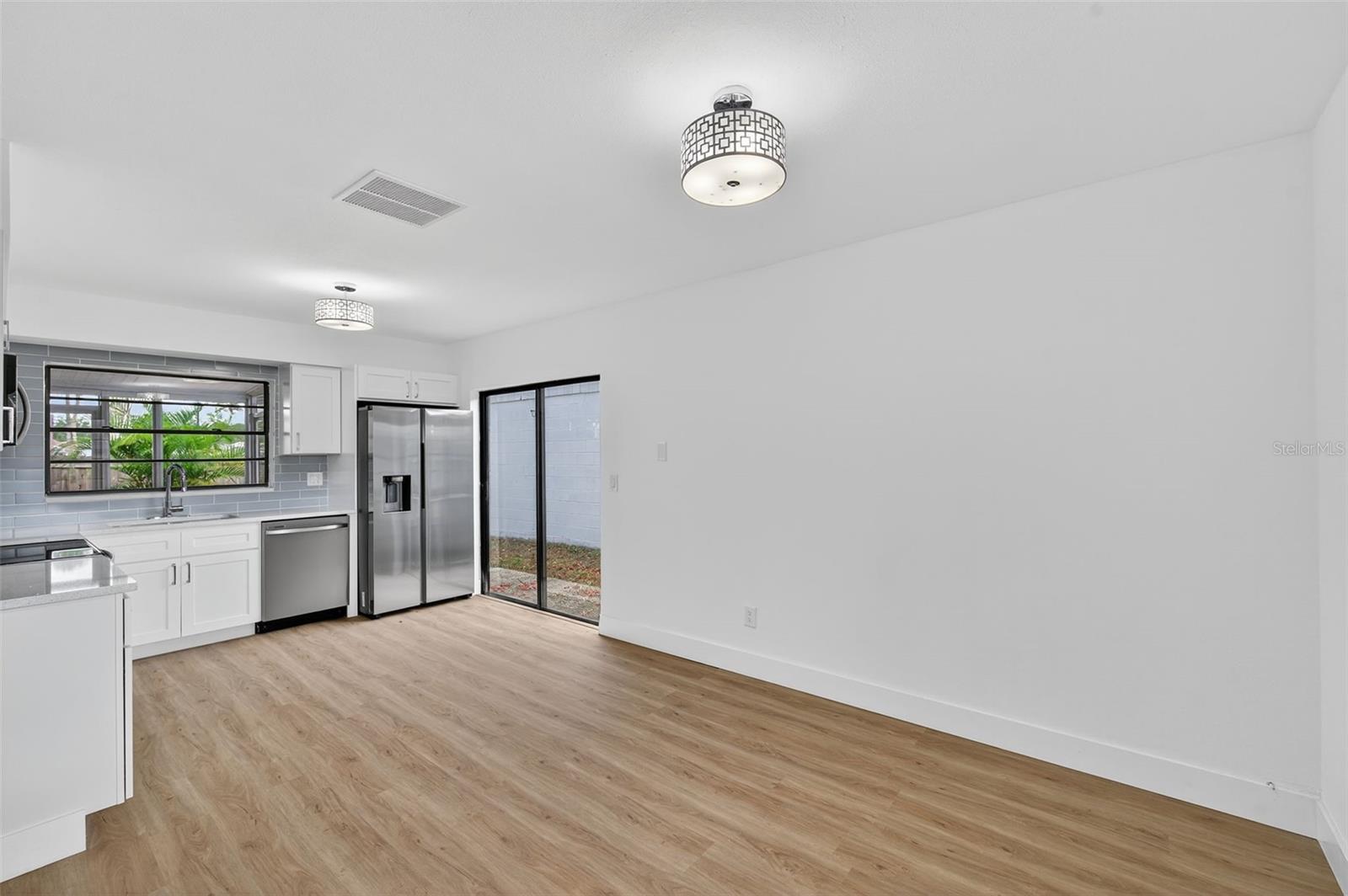 ROSEMOUNT VILLAGE UNIT IV REPL - Residential