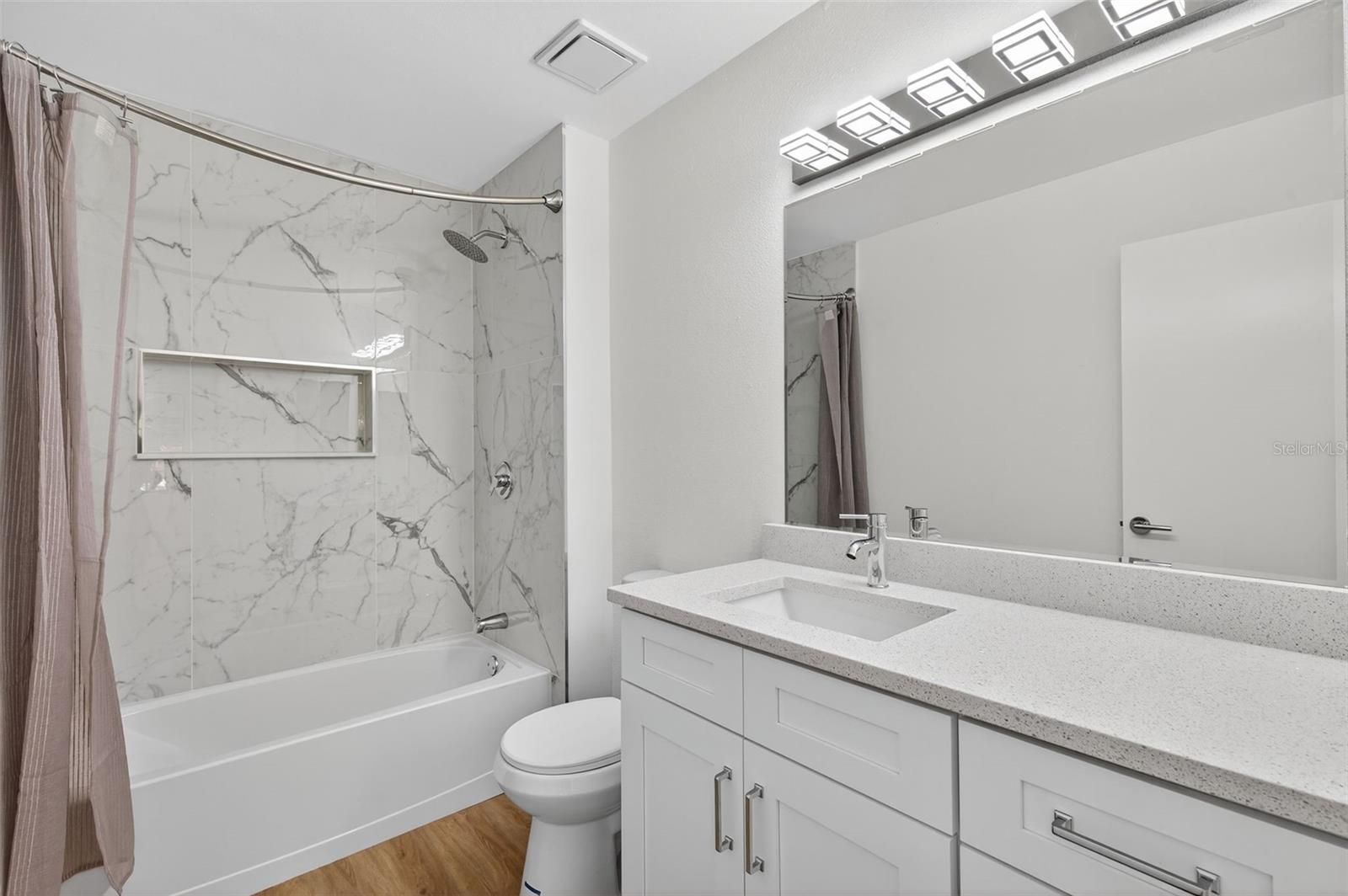 ROSEMOUNT VILLAGE UNIT IV REPL - Residential