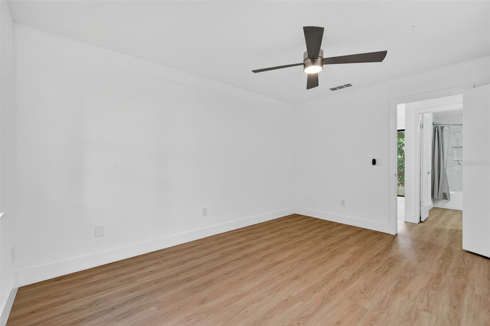 ROSEMOUNT VILLAGE UNIT IV REPL - Residential