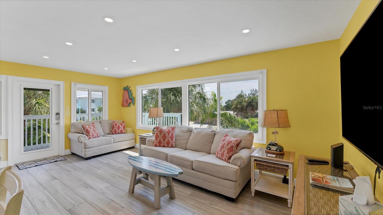 1290 SHORE VIEW DRIVE