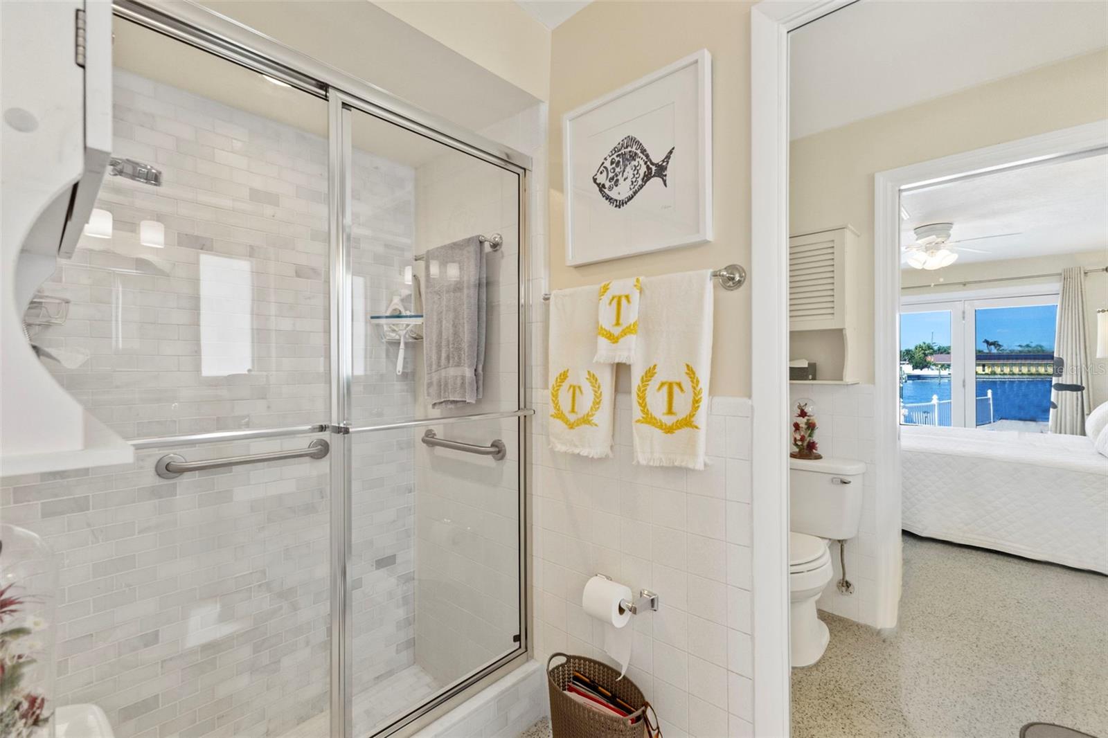 BELLEVUE ESTATES ISLAND - Residential