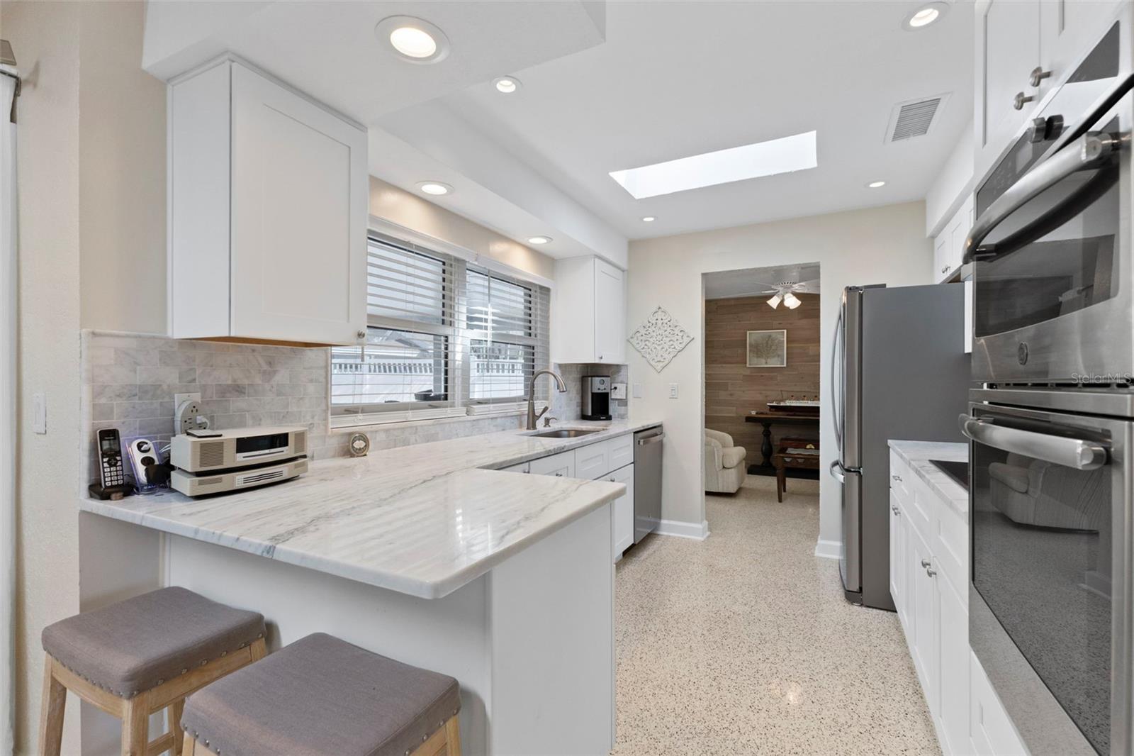 BELLEVUE ESTATES ISLAND - Residential