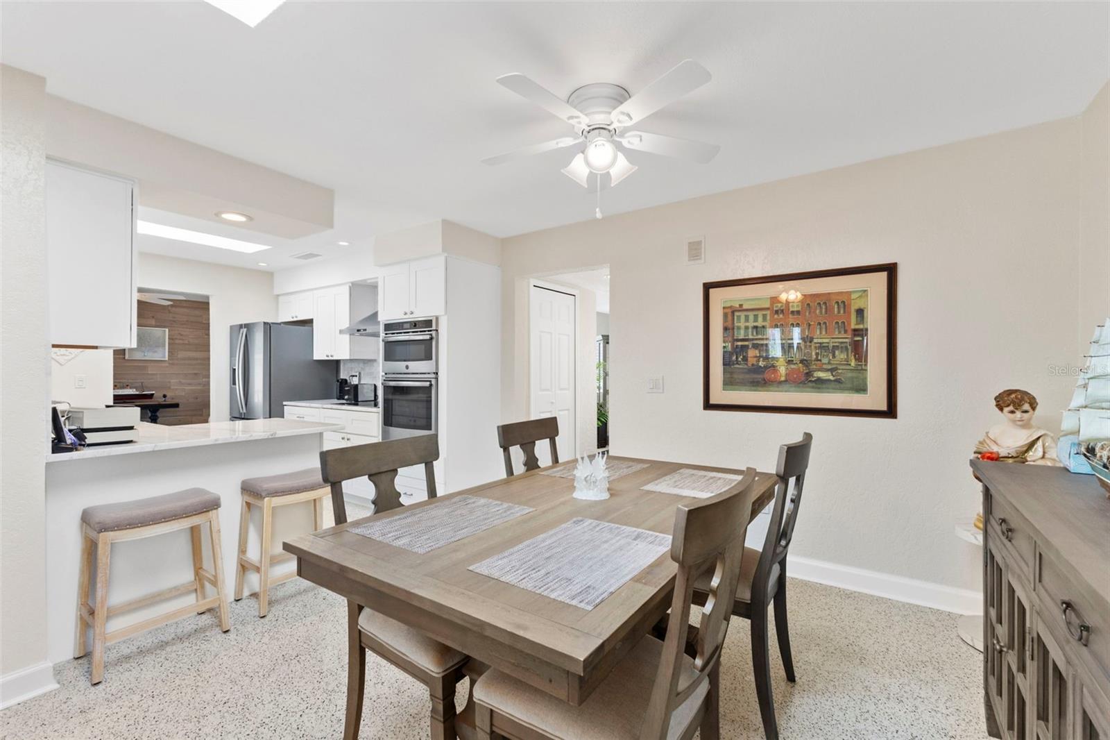 BELLEVUE ESTATES ISLAND - Residential