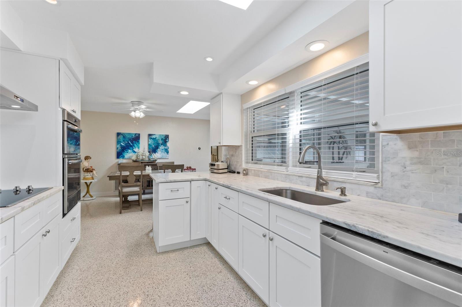 BELLEVUE ESTATES ISLAND - Residential