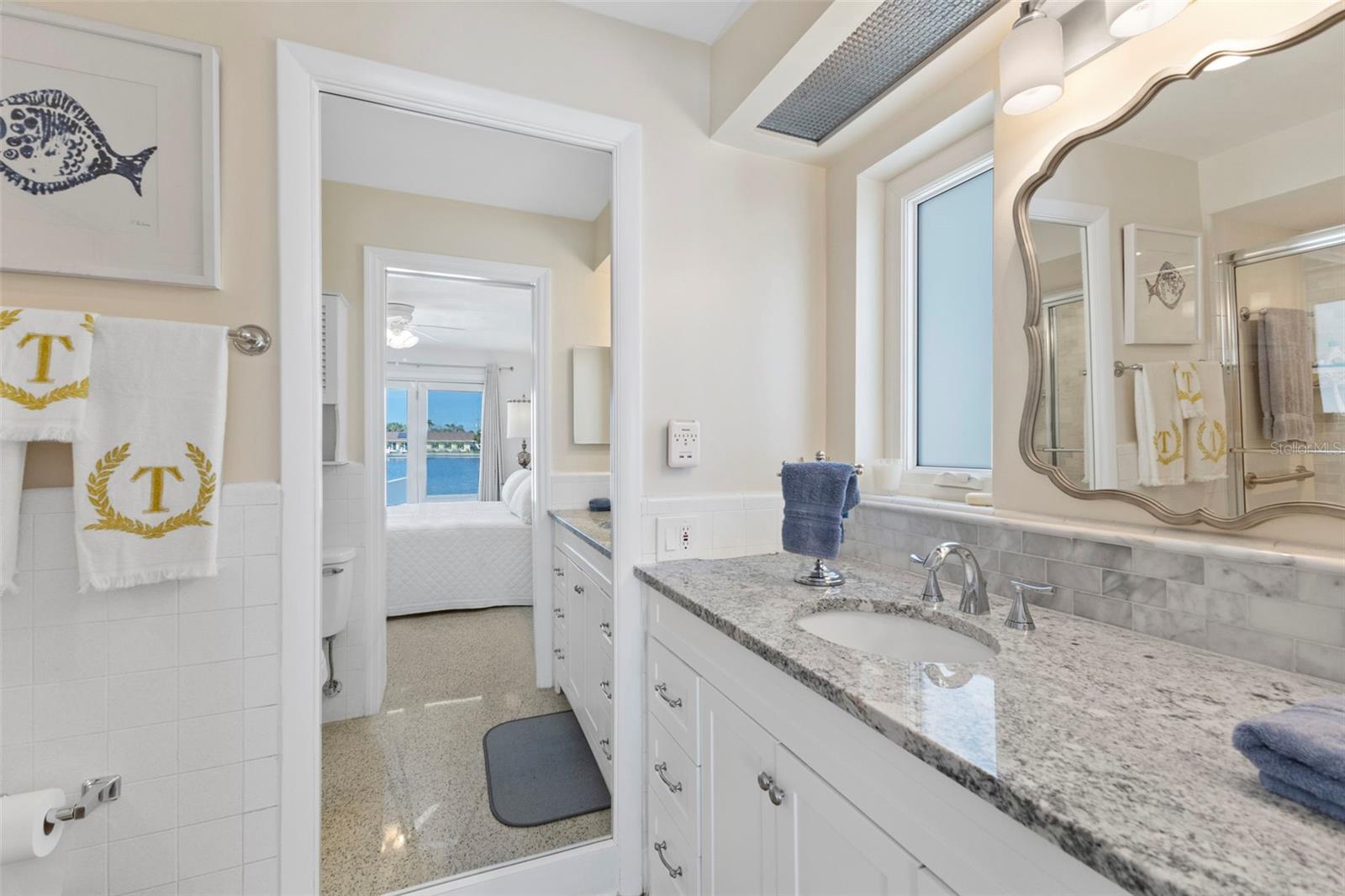 BELLEVUE ESTATES ISLAND - Residential