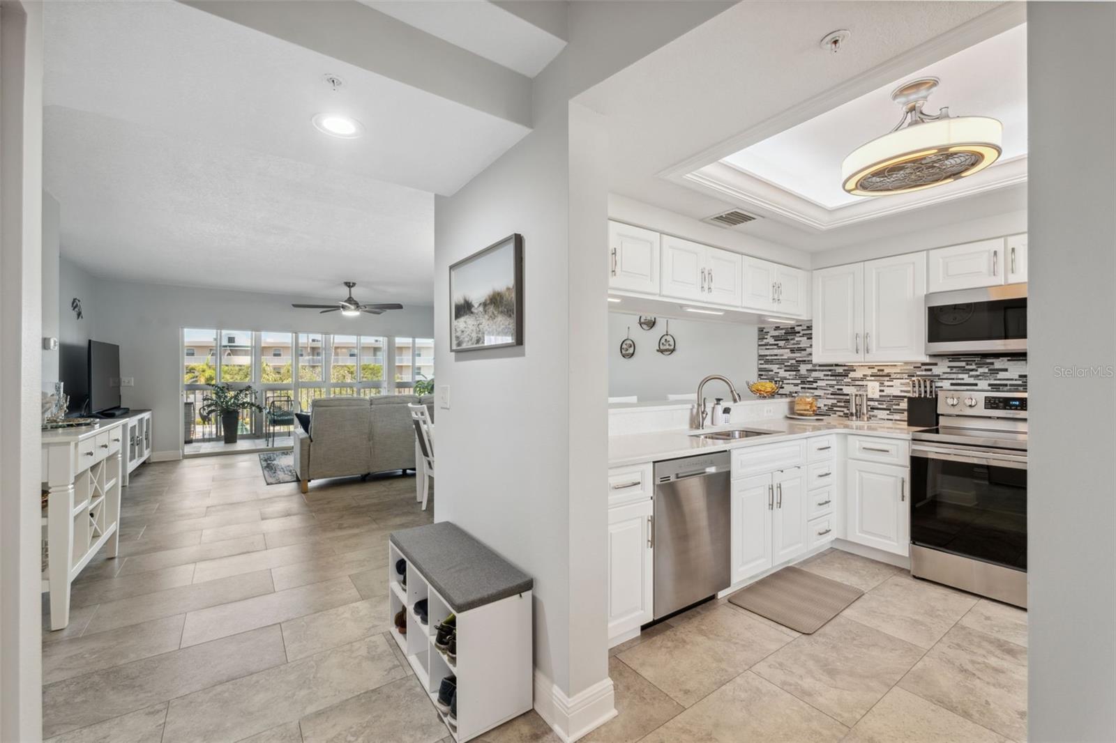 6205 SHORELINE DRIVE 1204